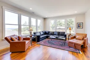 Modern Arch Cape Home: Ocean View, Steps to Beach! - Image 4