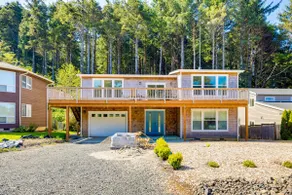 Modern Arch Cape Home: Ocean View, Steps to Beach! - Image 3