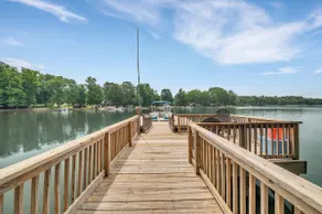 Luxury on High Rock Lake: Great for Groups! - Image 4