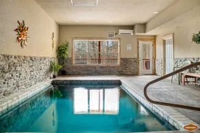 Whispering Pines Retreat By Ghosal Luxury Lodging - Image 2