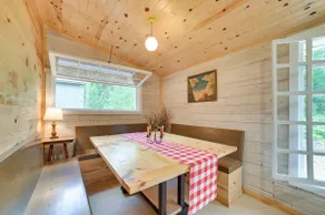 Enchanted Lake Huron Cottage w/ Beach Access! - Image 3