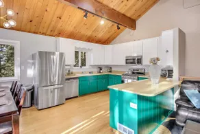 Tree-Lined Lake Arrowhead Cabin ~ 1 Mi to Village! - Image 5