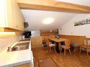 Quaint Apartment in Finkenberg near Ski Lift - Image 2