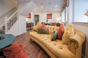 The Lodge - 2 Bedroom Cottage - Princes Gate - Image 2