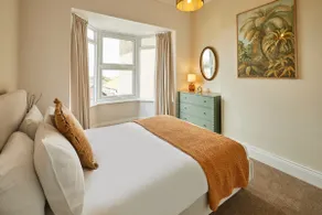 Host & Stay - Sunbeam House - Image 3