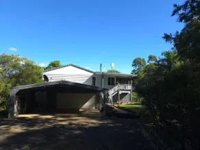 Tuckeroo House and Gardens - Image 2
