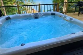 Deep Water, King Beds, 9P-Hottub - Image 3