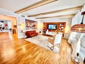 4-Bedroom Retreat • Near Convention Center • King - Image 3