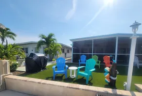 WATERFRONT 2BR / 2BA i Key Colony Beach! 30ft DOCK & Cabana Beach Club & Pool - Image 2