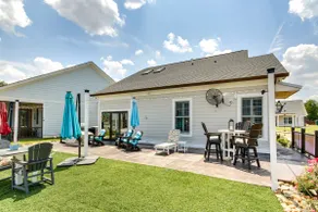 Greenwood Getaway w/ Furnished Patio & Lake View - Image 2