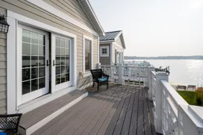 Water views and pool! Walk to downtown! - Image 4