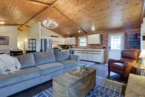 Cozy Brookville Home w/ Fire Pit & Deck! - Image 2