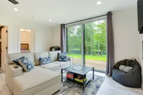 Lakefront Catskills Container Home: Private Lake - Image 3