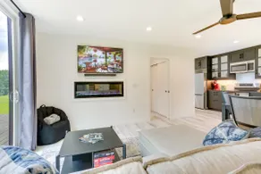Lakefront Catskills Container Home: Private Lake - Image 4