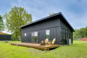 Lakefront Catskills Container Home: Private Lake - Image 2