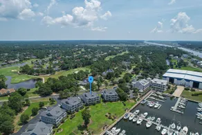 Spectacular Dog Friendly Marina Condo w Beach Club - Image 4