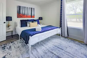 Manchaca Ranch 25 min to DT, Pool & Spa, Sleeps 10 - Image 3