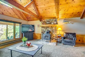 Lakefront Townsend Cabin w/ Fire Pit, Private Dock - Image 4