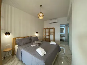 Ocean Blue I, Seaside Suite - Image 3