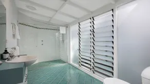 River Shack - Image 4