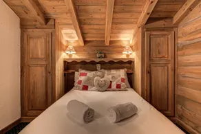 Chalet Blackbushe, Traditional Chalet, Alpes Agency, Sleeps 4-6 - Image 2