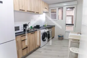 Apartment Towards 47 - Center with parking - Image 4