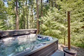 Unwind in Cle Elum: Hot Tub & Cozy Fireplace! - Image 3