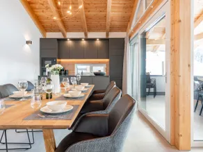Lovely ski in-ski out lodge with sauna - Image 5
