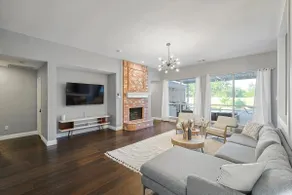Spacious 5BR Pool Retreat w Spa & Movie Room - Image 2
