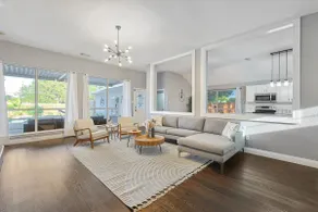Spacious 5BR Pool Retreat w Spa & Movie Room - Image 5