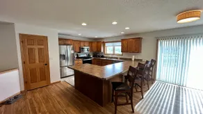 ”New Heights”, 4 Bedroom, Close to Everything - Image 5