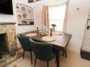 Hobbes Cottage - Image 3