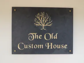The Old Custom House - Image 3