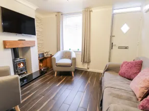 Scarborough Cottage - Image 2