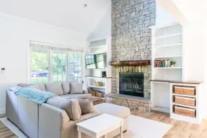 NEW LISTING—-UNION PIER PERFECTION—HOT TUB, FIRE PIT, WALK TO LAKE!! - Image 2
