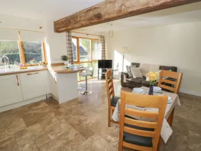 Granary Cottage - Image 3
