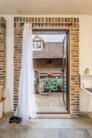Cipressi Spectacular Italian Tuscan style loft - Image 3