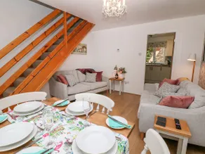Hunters Cottage - Image 4