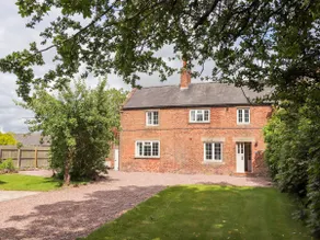 Well House Farm Flat 2 - Image 4