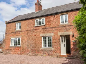 Well House Farm Flat 2 - Image 3