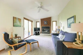 Brownstone Cottage. - Image 3
