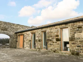 Snave Barn - Image 2