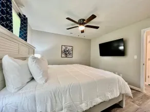 Remodeled 2 BDRM Ranch Attached Home Liberty, TWP - Image 4