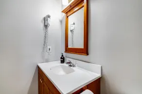 Rare Muskoka Chalet Suite - B7 - Image 4