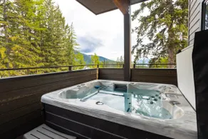 Whitefish Ski In/SkiOut Private HotTub - Image 4