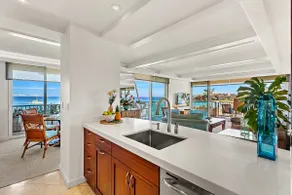 Ocean Frnt steps from beach, dining, shopping 902 - Image 5