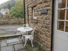 Stable Cottage - Image 2