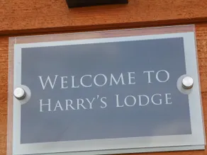 Harry's Lodge - Image 3