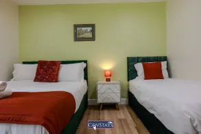 Beauchamp House - 2-bed apartment in Coventry City Centre, Free Parking, by COVSTAYS - Image 5