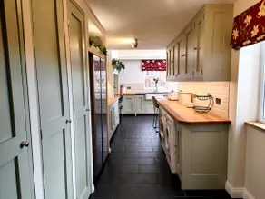 Grove House - Image 5